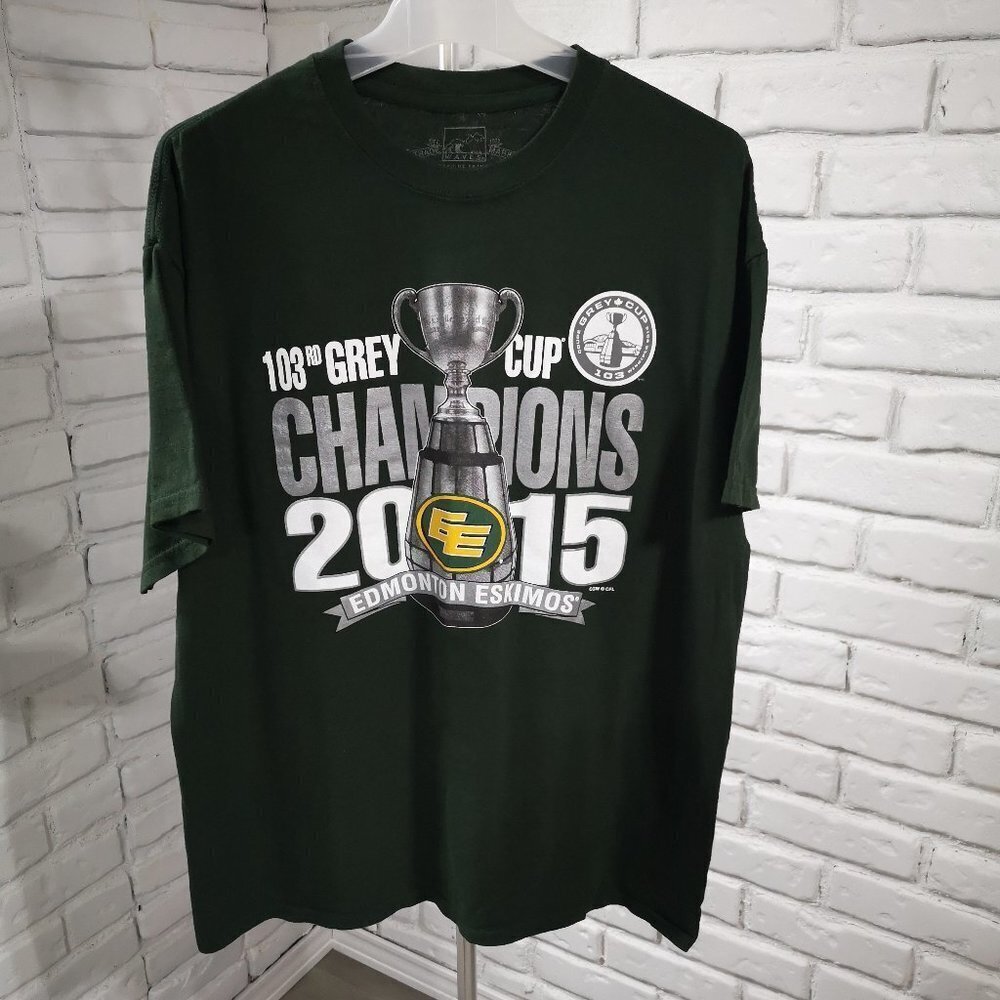 Waves Men's Size XL Green Edmonton Eskimos 2015 Champions Short Sleeve T-shirt